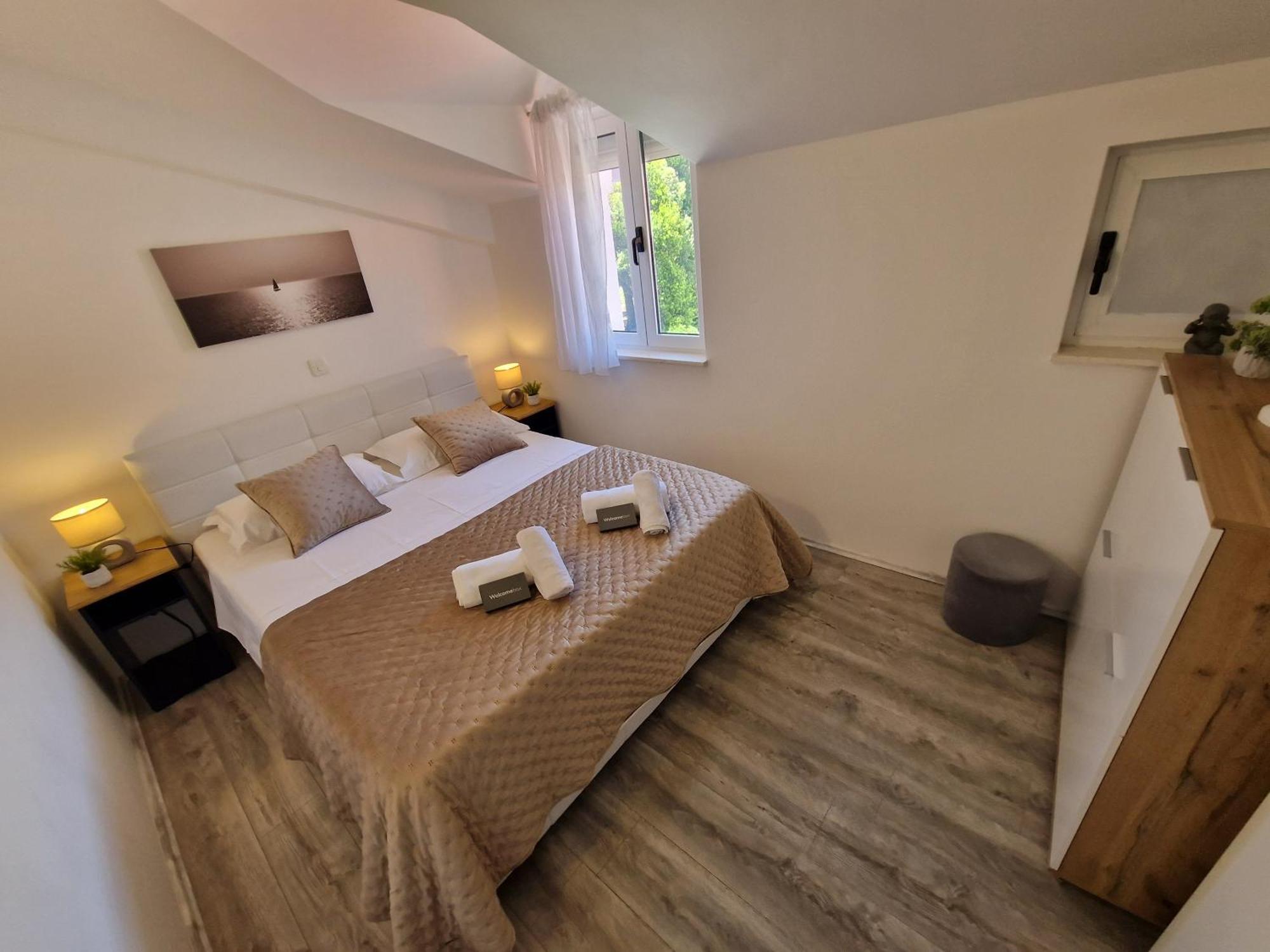 Apartments Mb Kastela Bagian luar foto