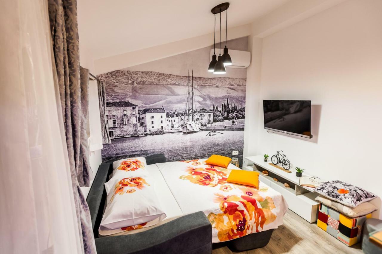 Apartments Mb Kastela Bagian luar foto
