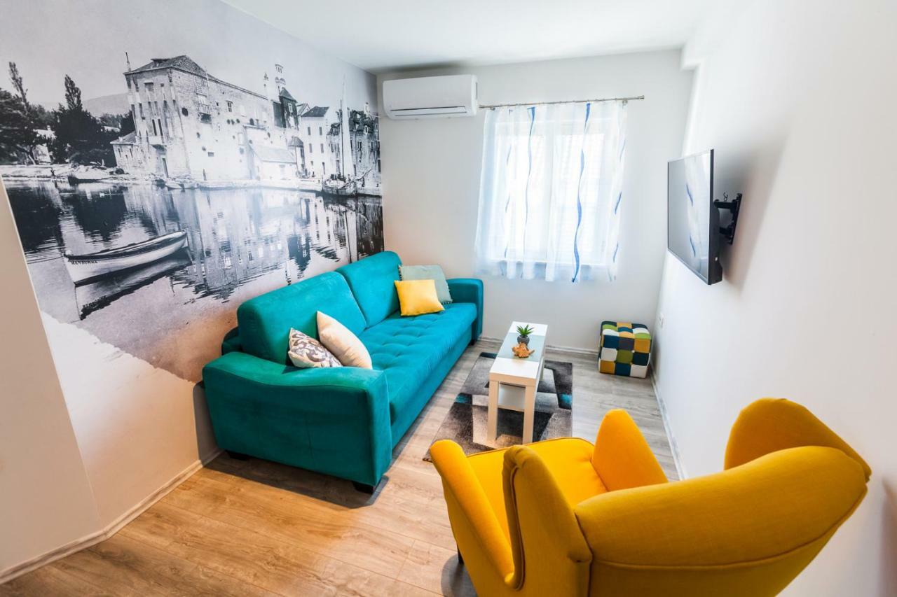 Apartments Mb Kastela Bagian luar foto