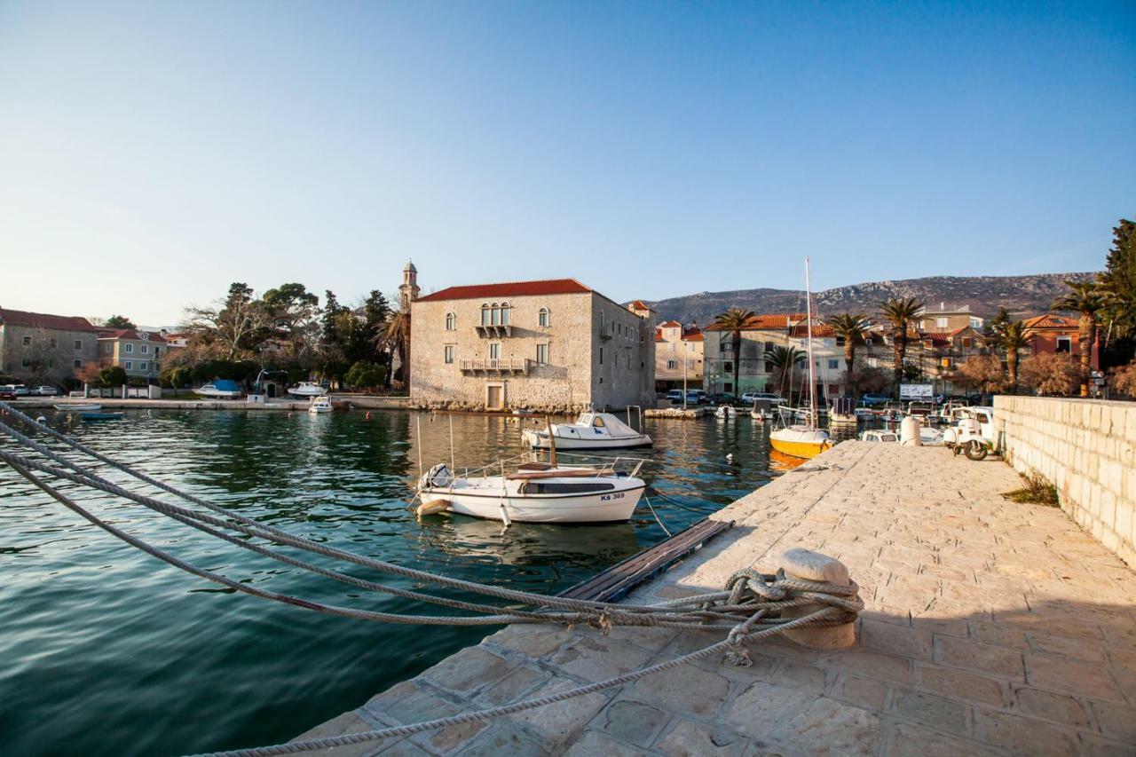 Apartments Mb Kastela Bagian luar foto