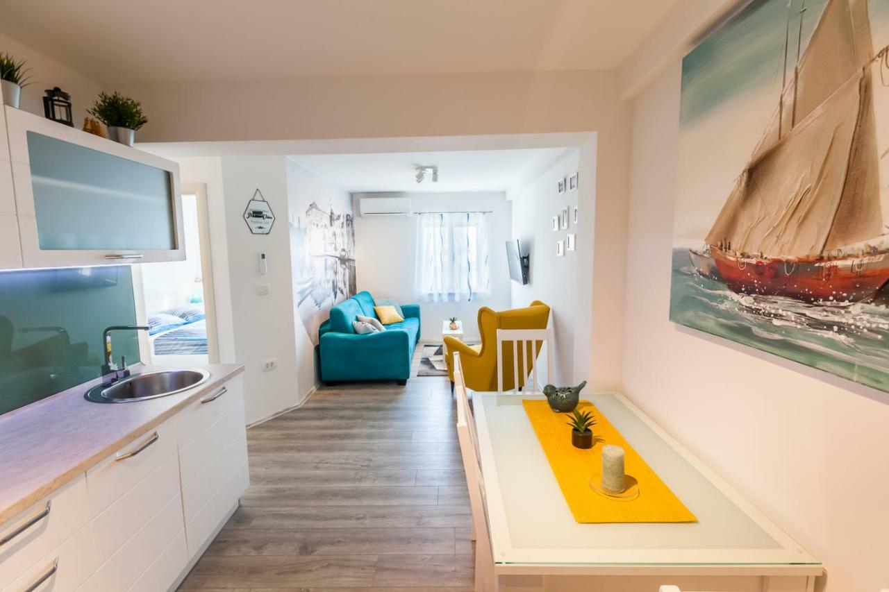 Apartments Mb Kastela Bagian luar foto